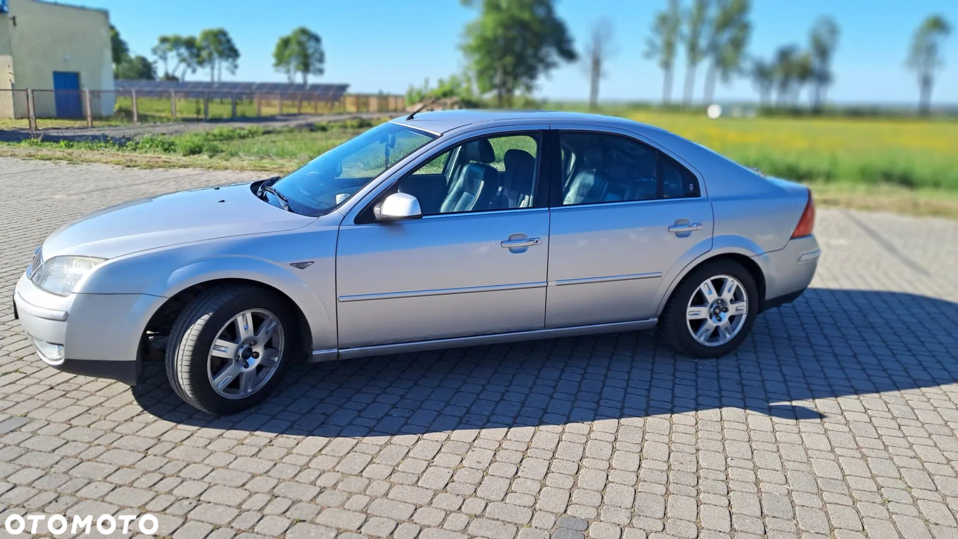 Ford Mondeo Turnier 2.0 TDCi Ghia - 12
