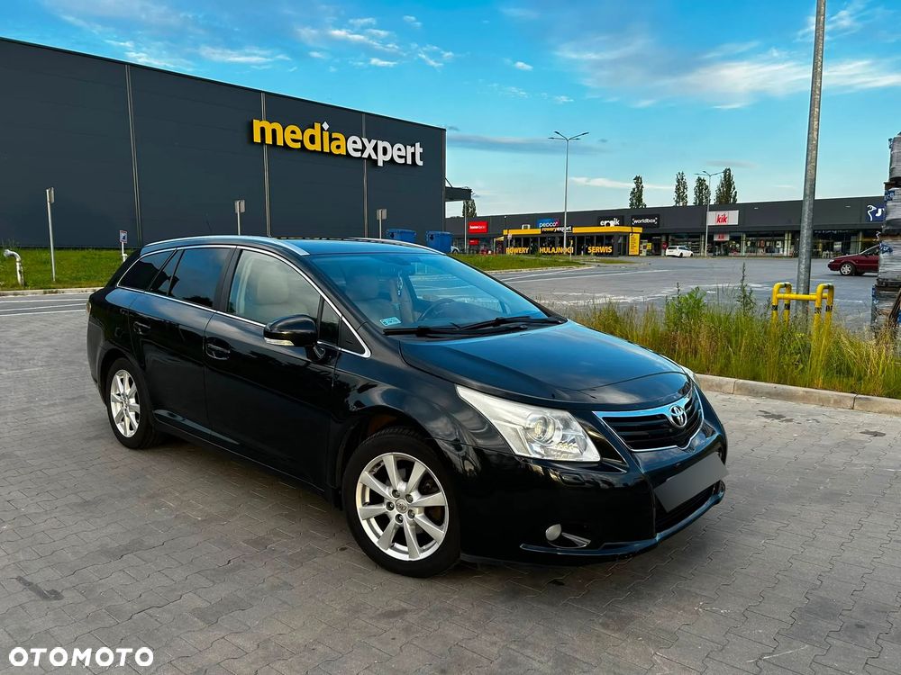 Toyota Avensis 2.0 Premium EU5 MS - 6