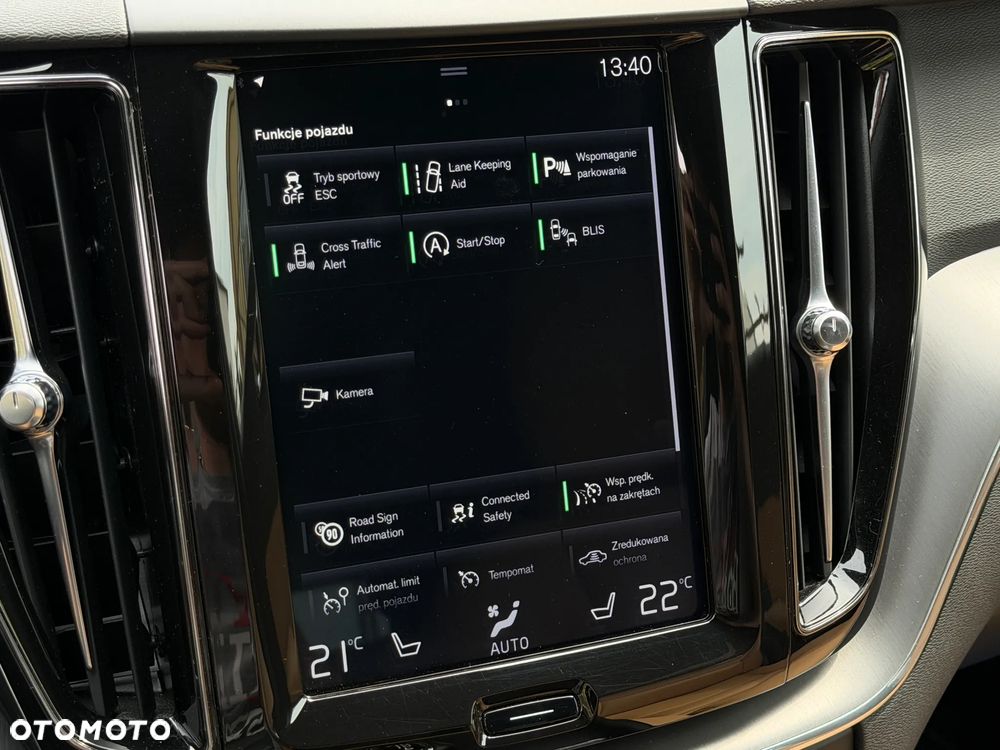 Volvo XC 60 T4 Momentum Pro - 18