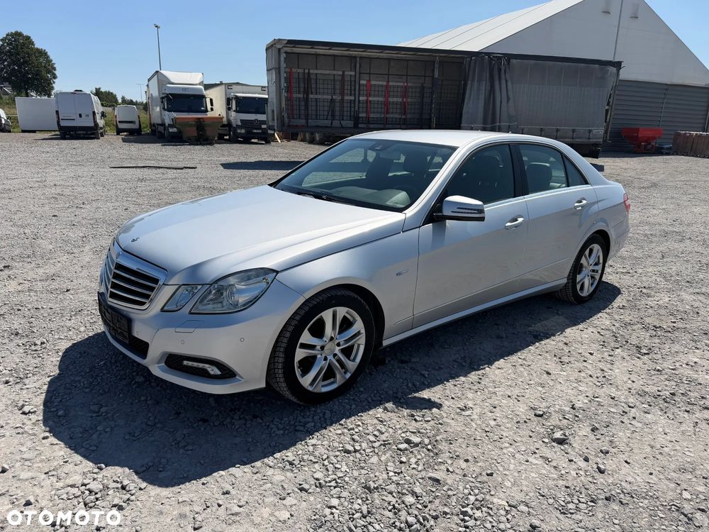 Mercedes-Benz Klasa E 200 CDI DPF BlueEFFICIENCY Automatik Avantgarde - 1