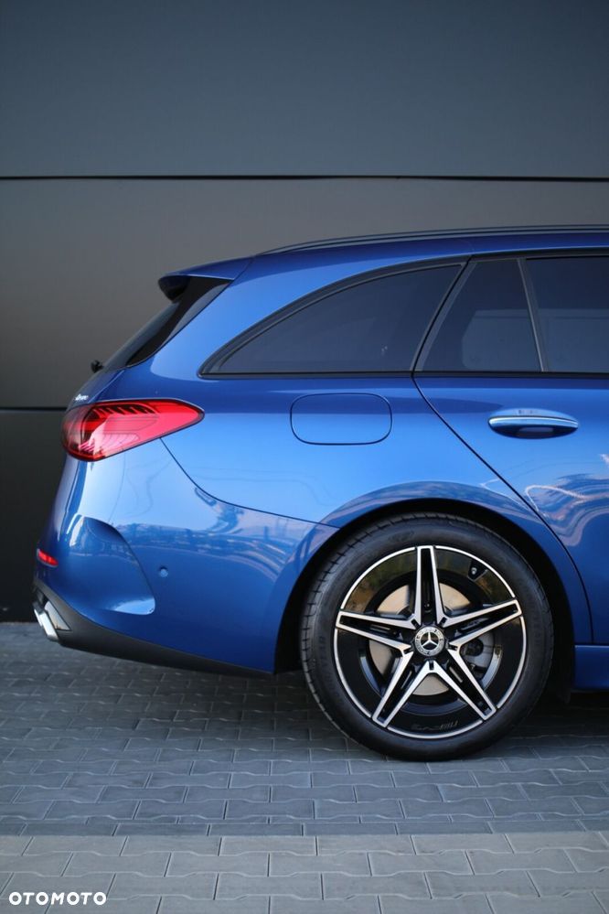 Mercedes-Benz Klasa C - 27