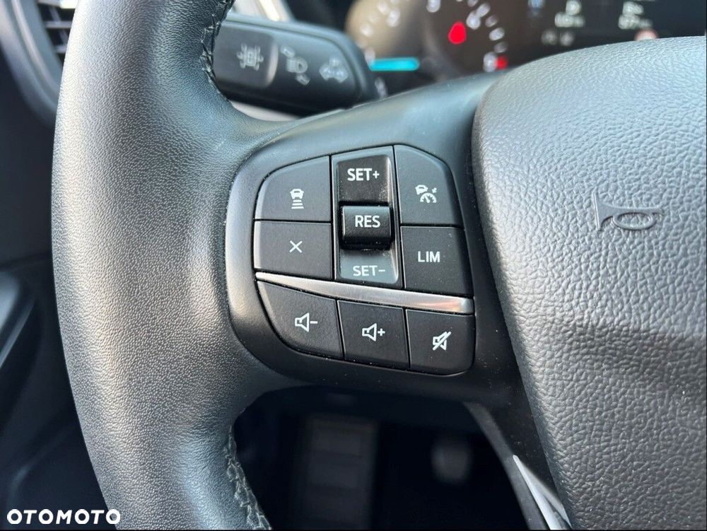 Ford Kuga 2.0 EcoBlue mHEV FWD Titanium X - 16