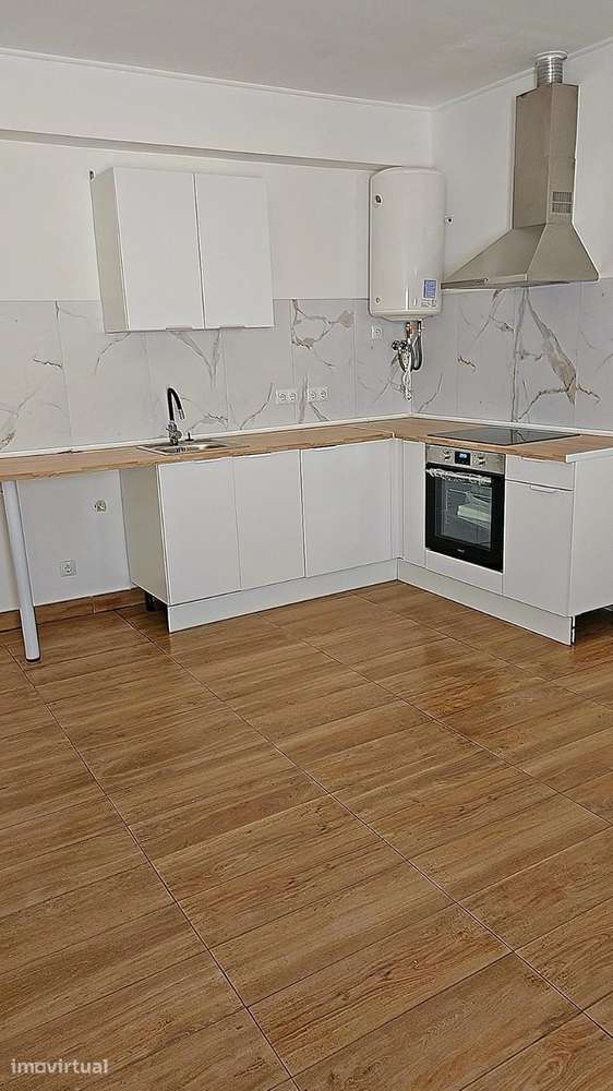 Apartamento T1 NOVO com varanda e jardim em Loures - Grande imagem: 3/9
