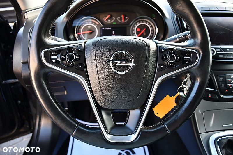 Opel Insignia 1.4 T Cosmo S&S - 12