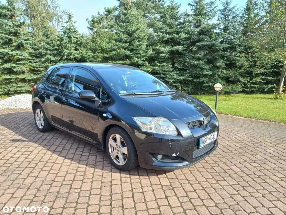 Toyota Auris 2.0 D-4D Sol - 1