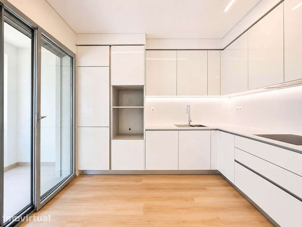 Apartamento T2 novo a 100 metros de Serralves e do Parque da Cidade - Grande imagem: 2/24