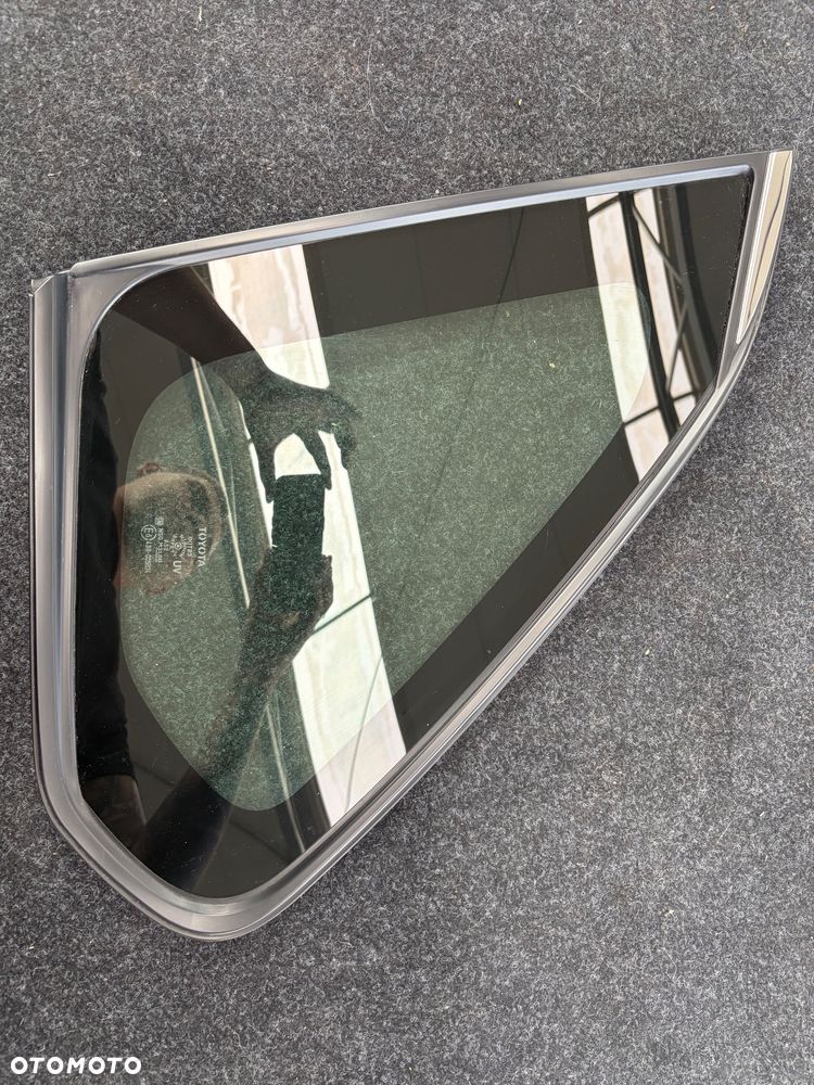 TOYOTA RAV4 RAV-4 V 5 2019- SZYBA KAROSERYJNA LEWA TYŁ TYLNA 43R-005834 - 1