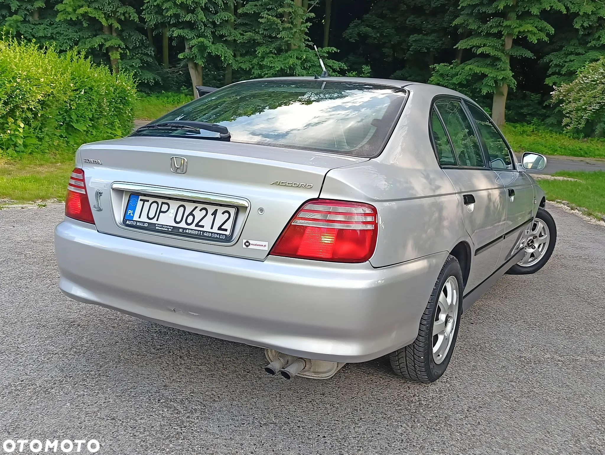 Honda Accord 1.8i LS - 4
