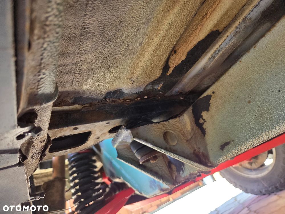 Suzuki Grand Vitara - 26