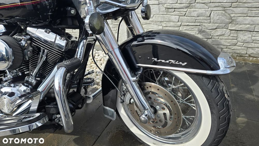 Harley-Davidson Touring Road King - 12