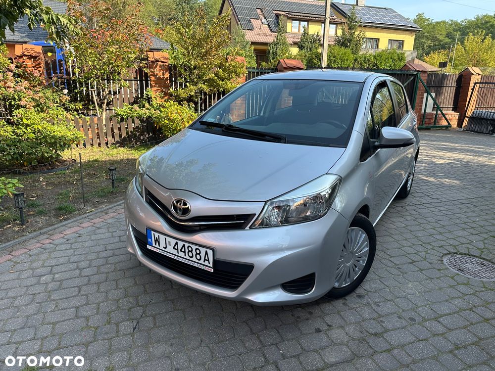 Toyota Yaris - 2