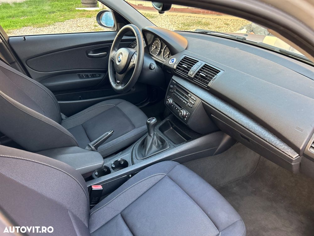 BMW Seria 1 118d - 12