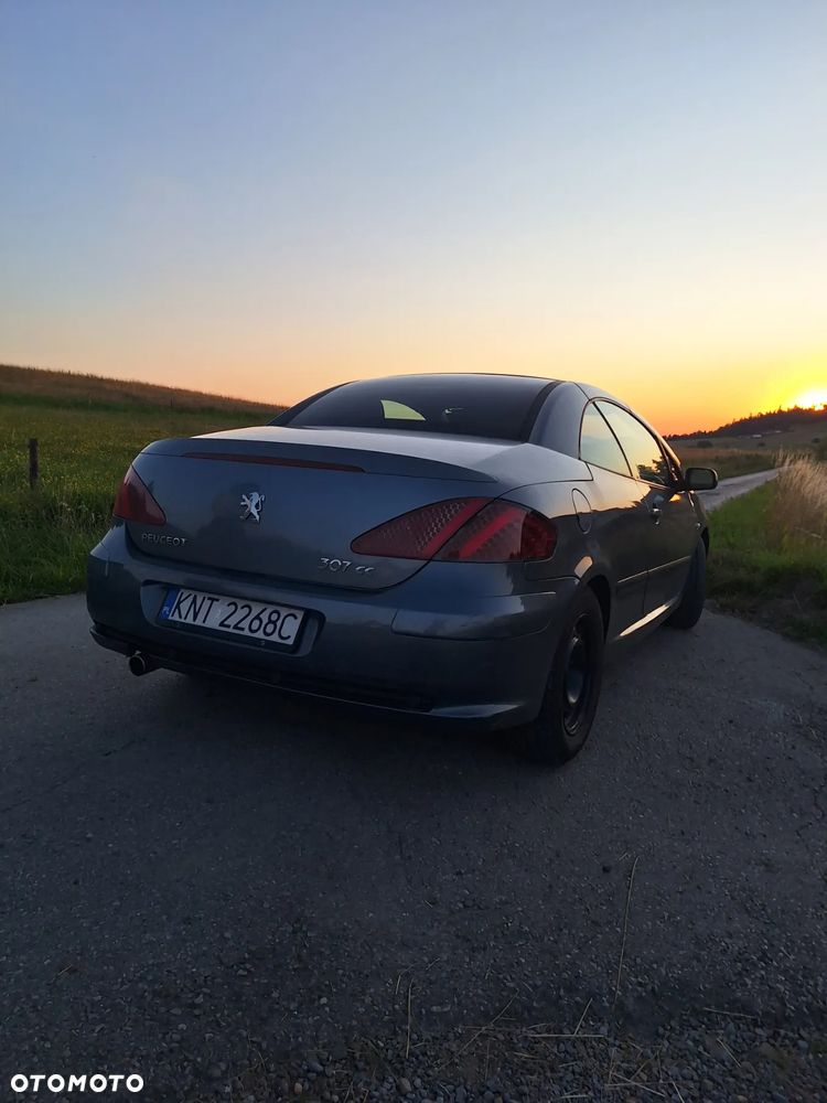 Peugeot 307 CC 2.0 - 2
