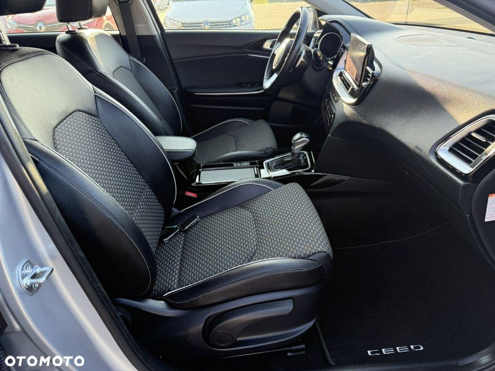 Kia Ceed SW 1.0 T-GDI DCT7 (48V M-H) Ultimate Edition - 17