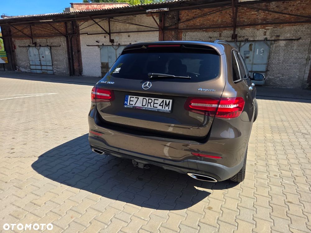 Mercedes-Benz GLC 300 4-Matic - 19