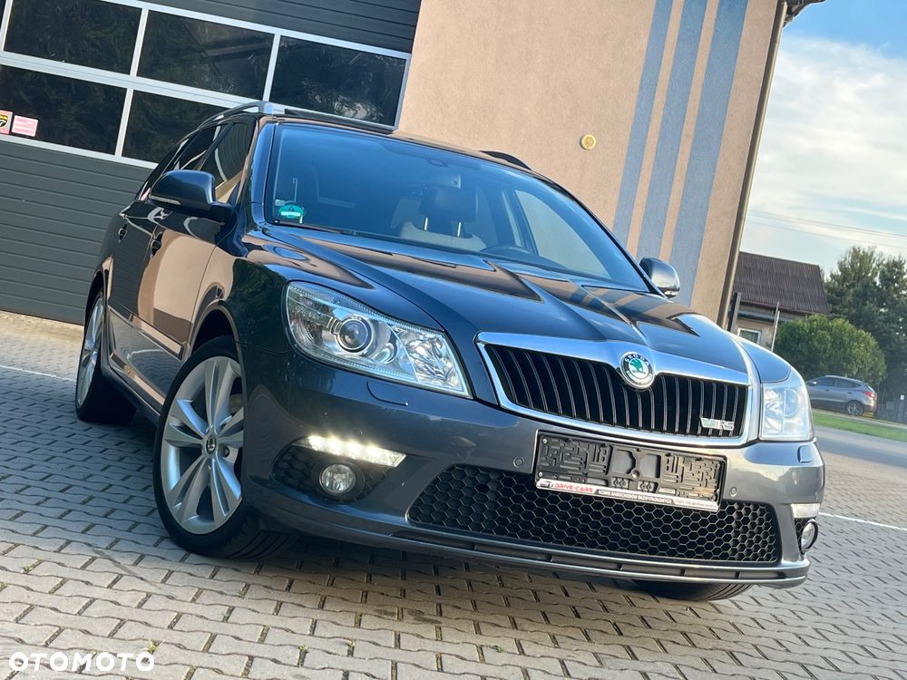 Skoda Octavia 2.0 TDI CR DPF RS - 1
