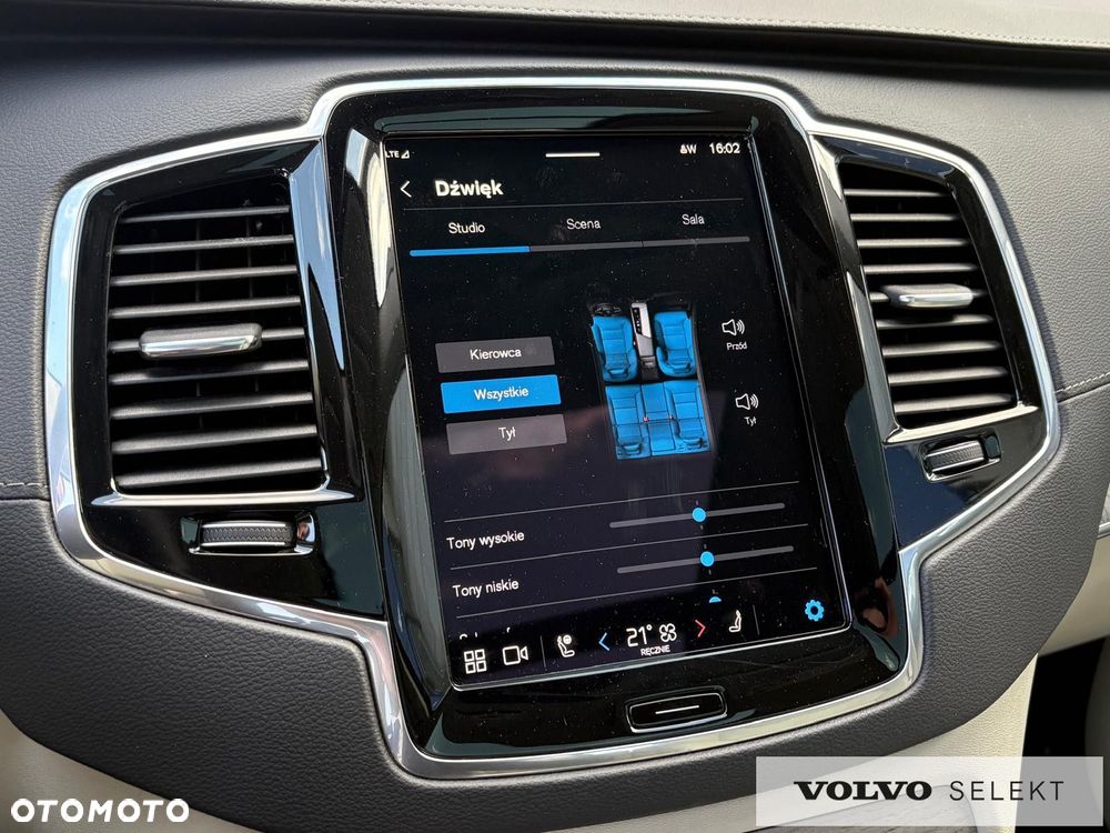 Volvo XC 90 - 35