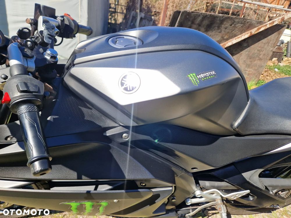 Yamaha R125 - 25