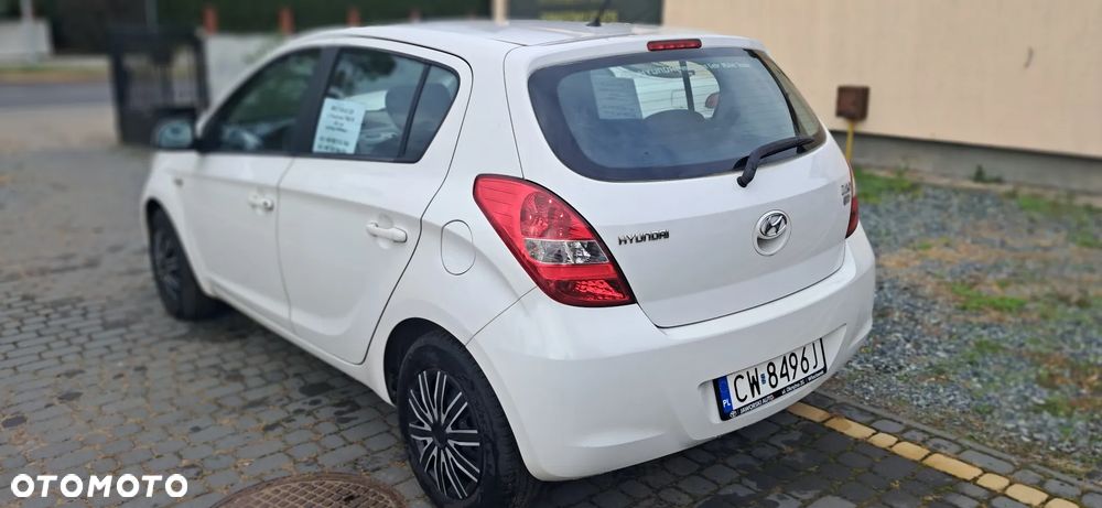 Hyundai i20 - 10