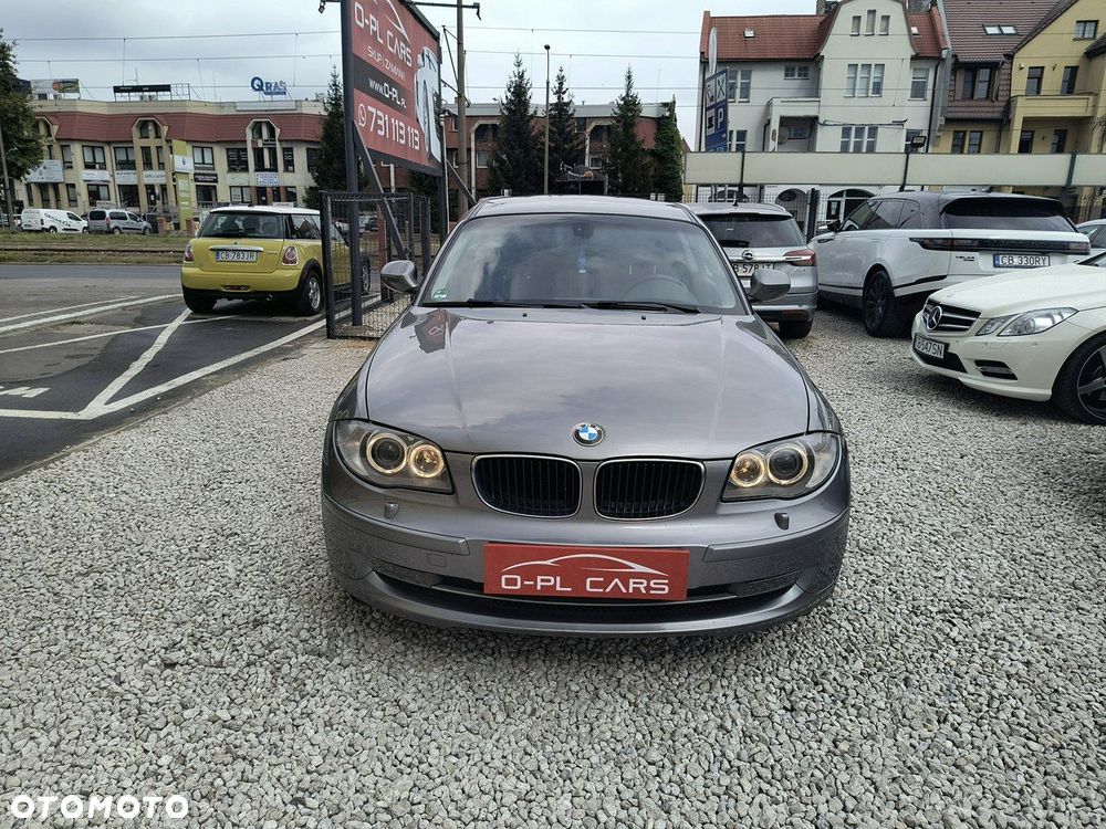 BMW Seria 1 118d Sport Line - 3