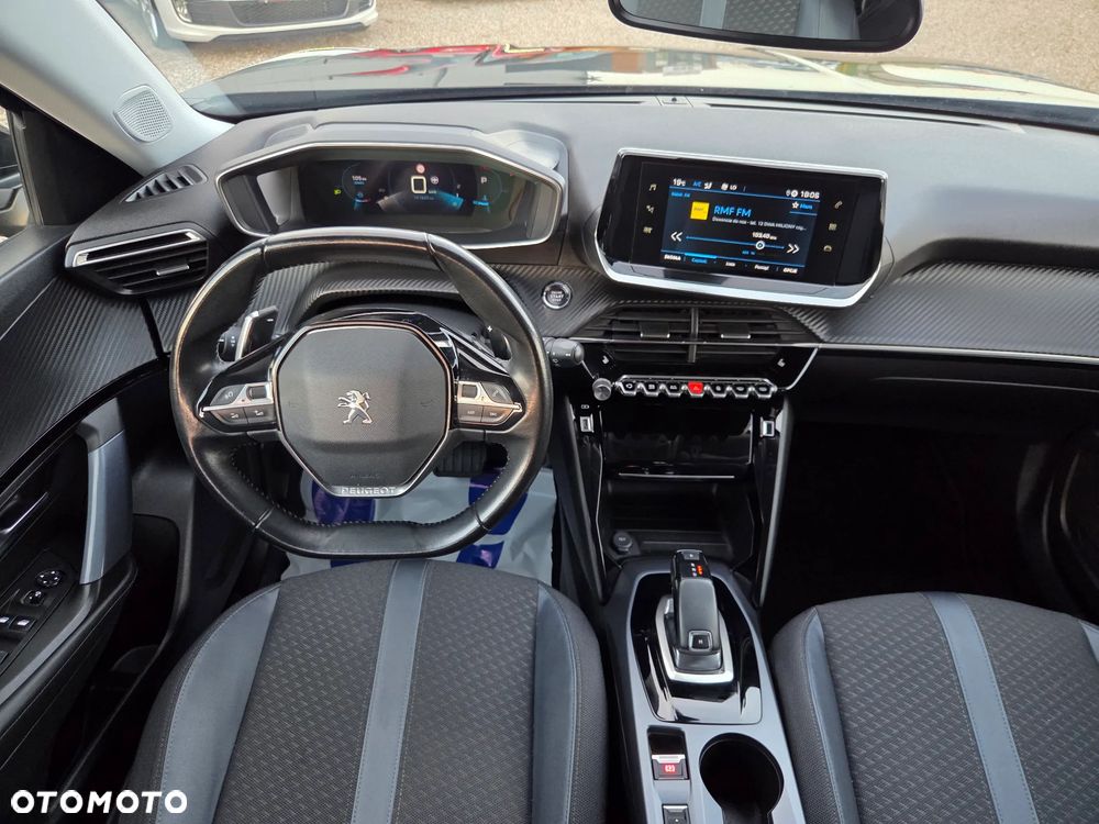 Peugeot 2008 1.5 BlueHDi GT Pack S&S EAT8 - 22