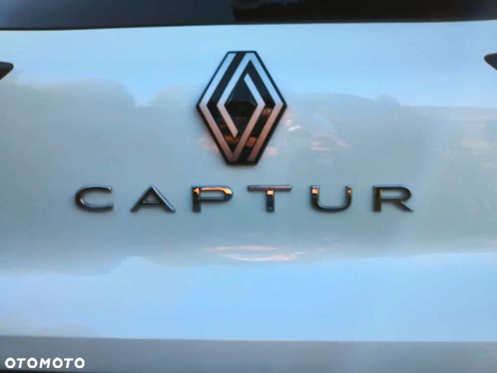 Renault Captur TCe Mild Hybrid 140 EDC GPF TECHNO - 35