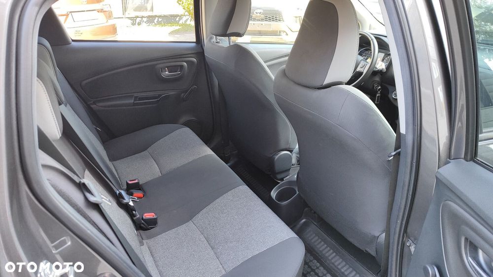 Toyota Yaris 1.5 Premium - 17