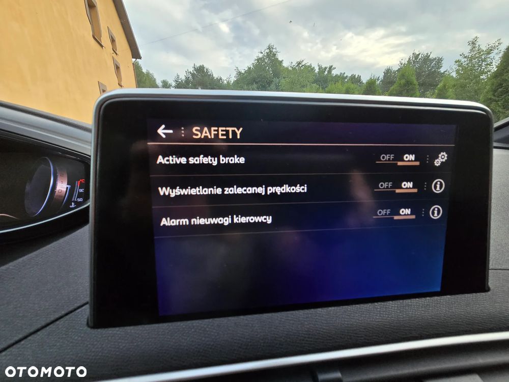Peugeot 5008 BlueHDi 180 EAT8 GT Pack - 28