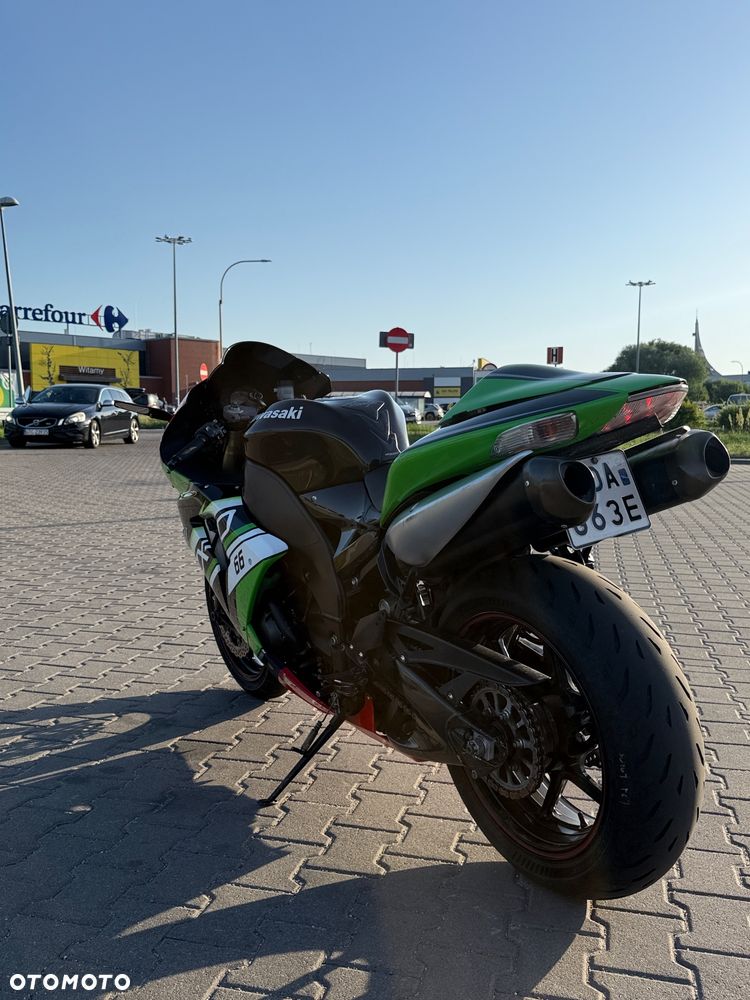 Kawasaki ZX - 16