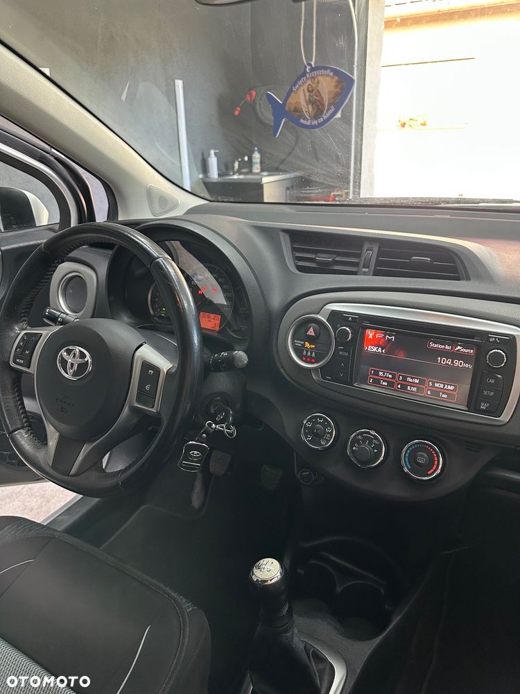 Toyota Yaris 1.0 Active - 18
