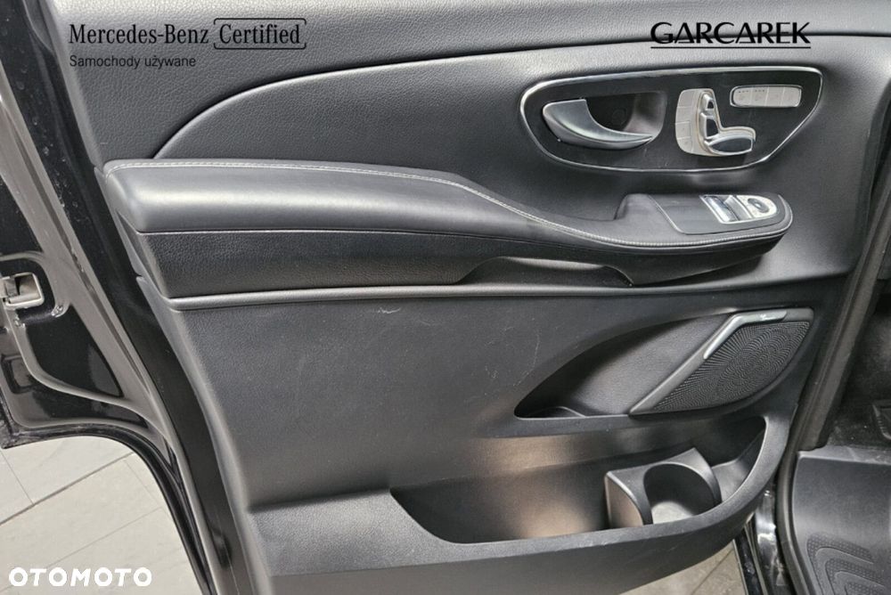 Mercedes-Benz Klasa V - 29
