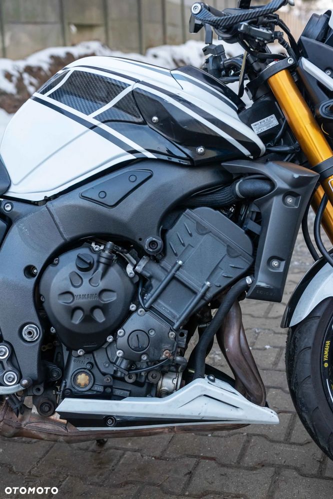 Yamaha FZ8 - 29