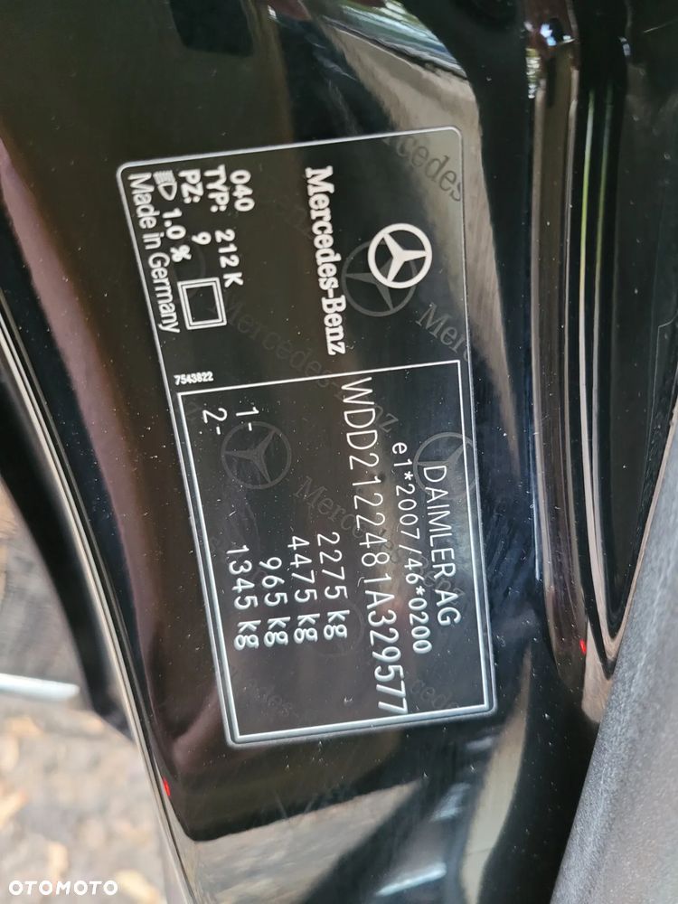 Mercedes-Benz Klasa E - 33