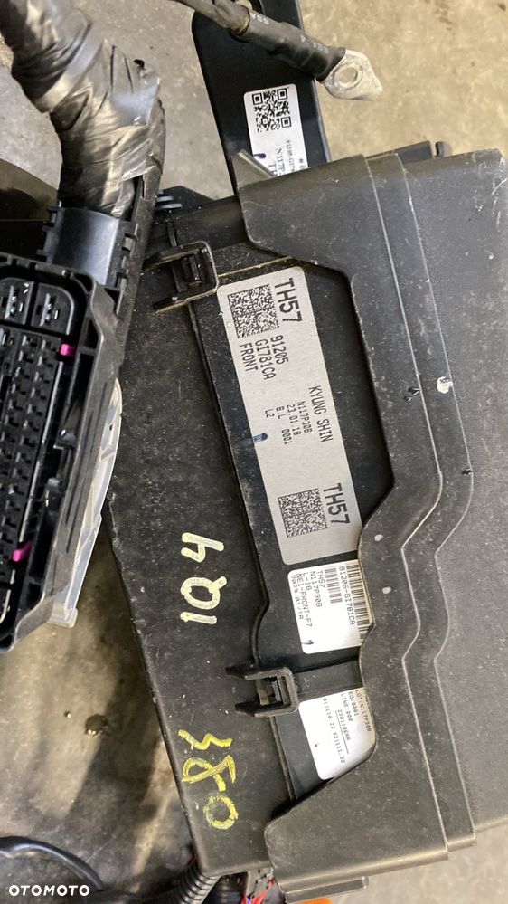 Instalacja komory silnika Hyundai IONIQ 4 - 2