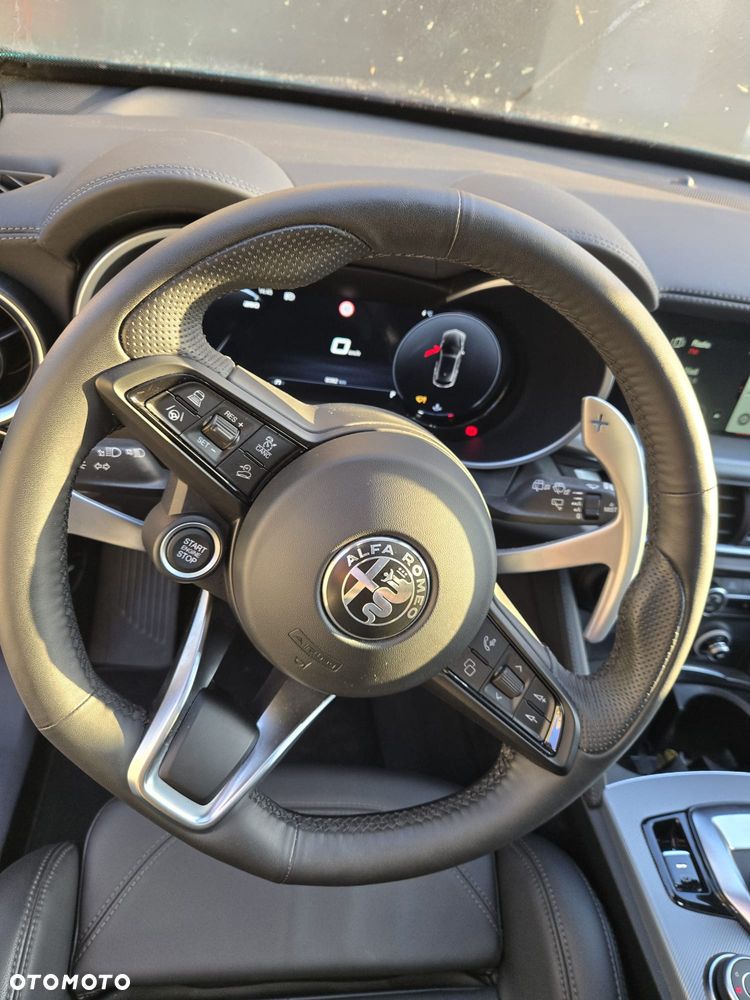 Alfa Romeo Stelvio 2.0 Turbo Veloce Q4 - 9