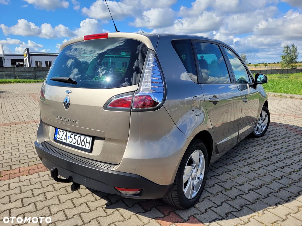 Renault Scenic 1.6 16V 110 TomTom Edition - 8