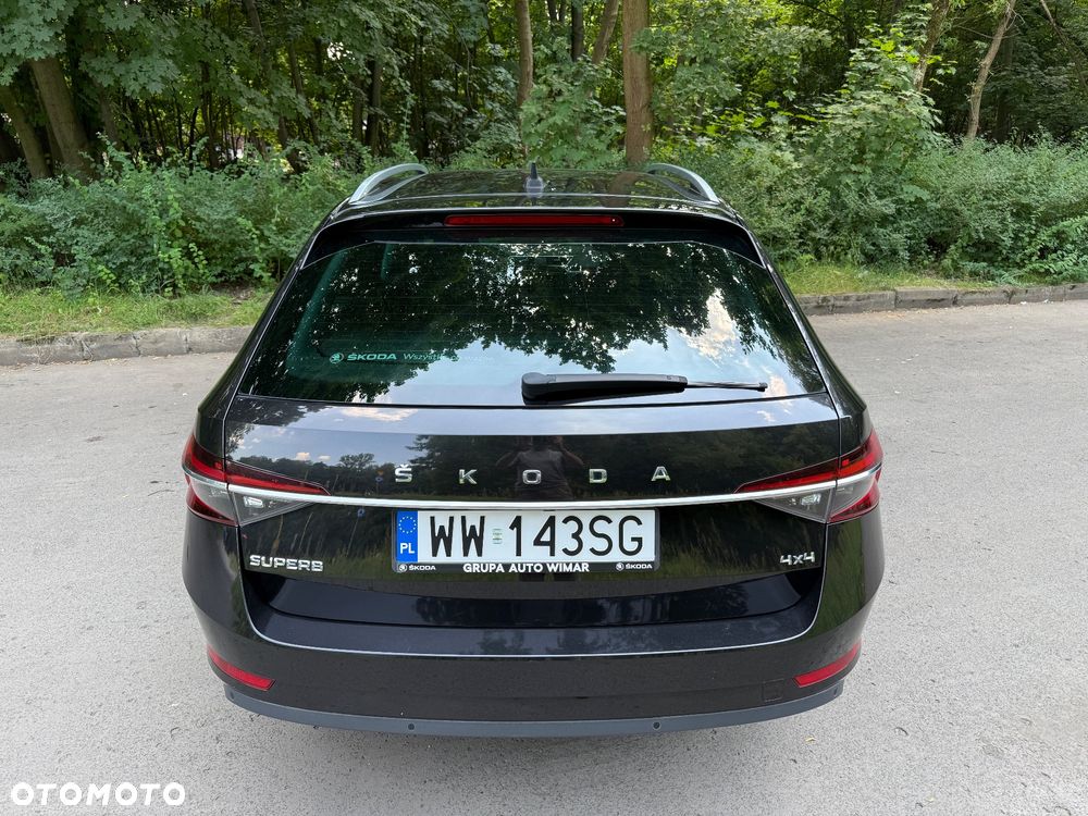 Skoda Superb 2.0 TDI SCR 4x4 Style DSG - 9