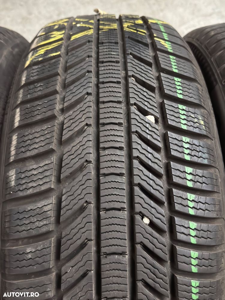 Vând 4 anvelope 215/55/18 continental de iarnă ca noi - 5