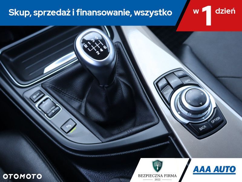 BMW Seria 3 - 18