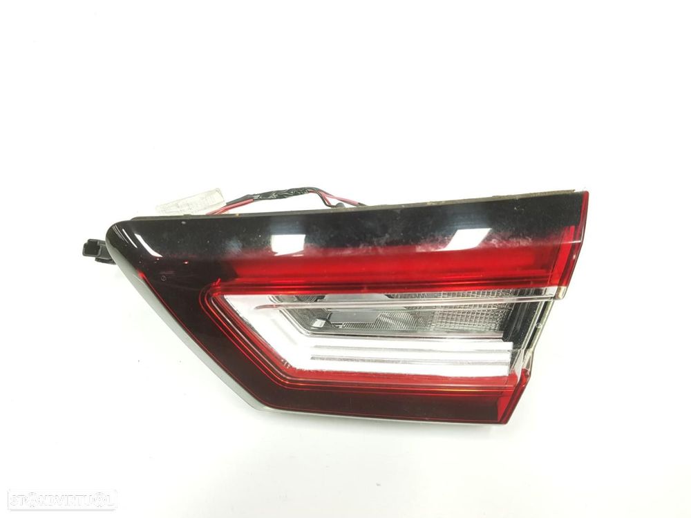 FAROLIM TRASEIRO DIREITO INTERIOR RENAULT CLIO IV - 1