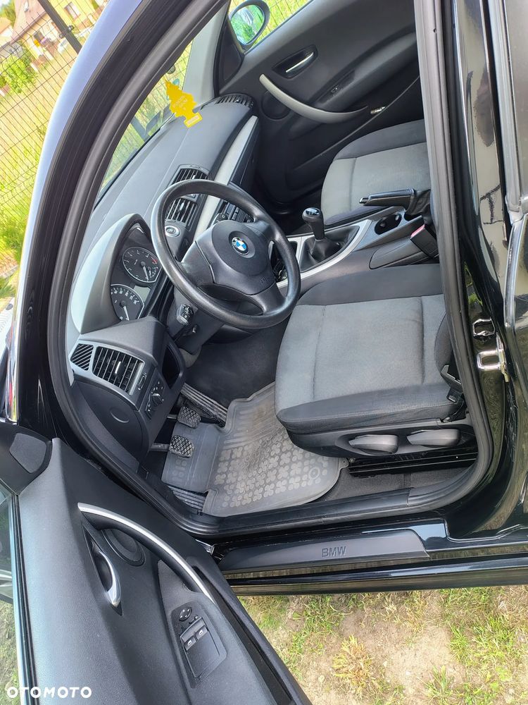 BMW Seria 1 116i - 4