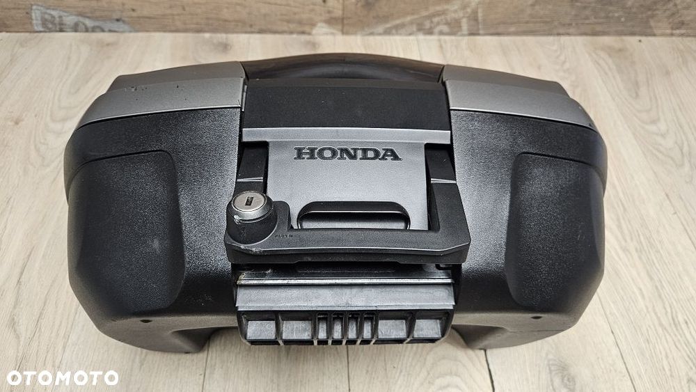 Oryginalny Kufer Centralny Honda 45L  OEM 08L55-EWL-F010-02 - 8