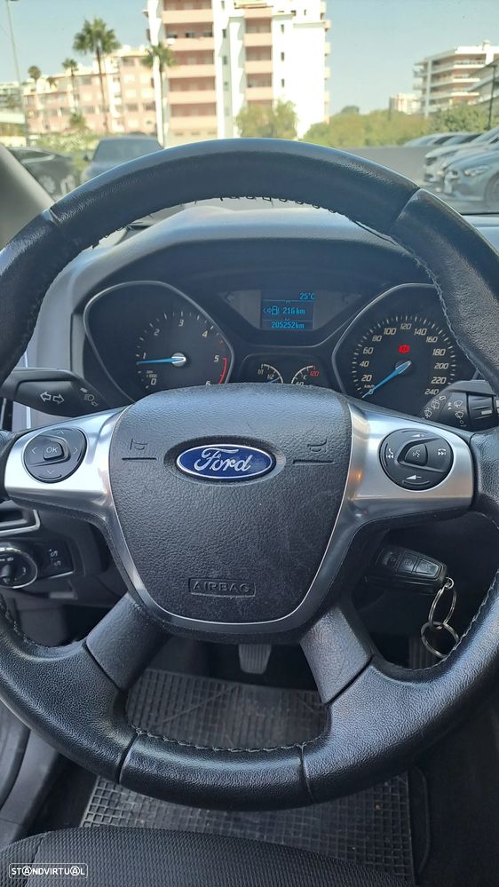 Ford Focus - 11