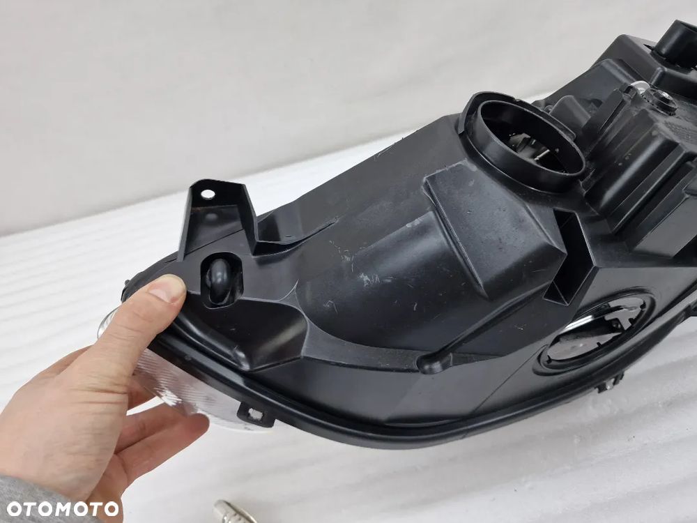 FORD B-MAX 12- PRAWA ZWYKŁA LAMPA PRZEDNIA PRZÓD , NR AV11-13W029-AE , NR AUKCJI LL563 - 14