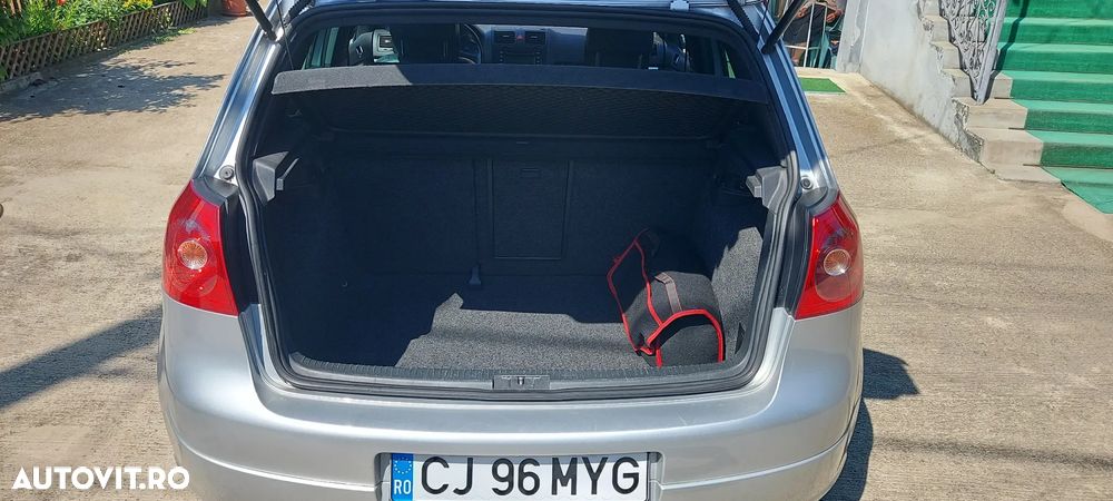Volkswagen Golf 2.0 FSI GTI 30 Edition - 12