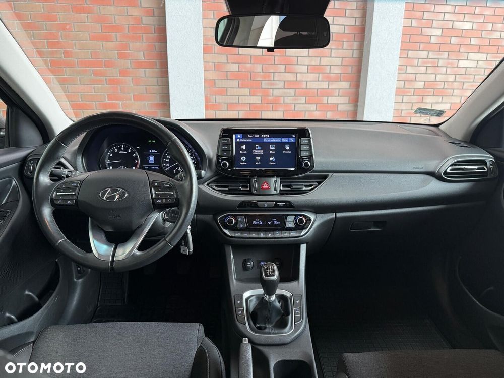 Hyundai i30 - 16