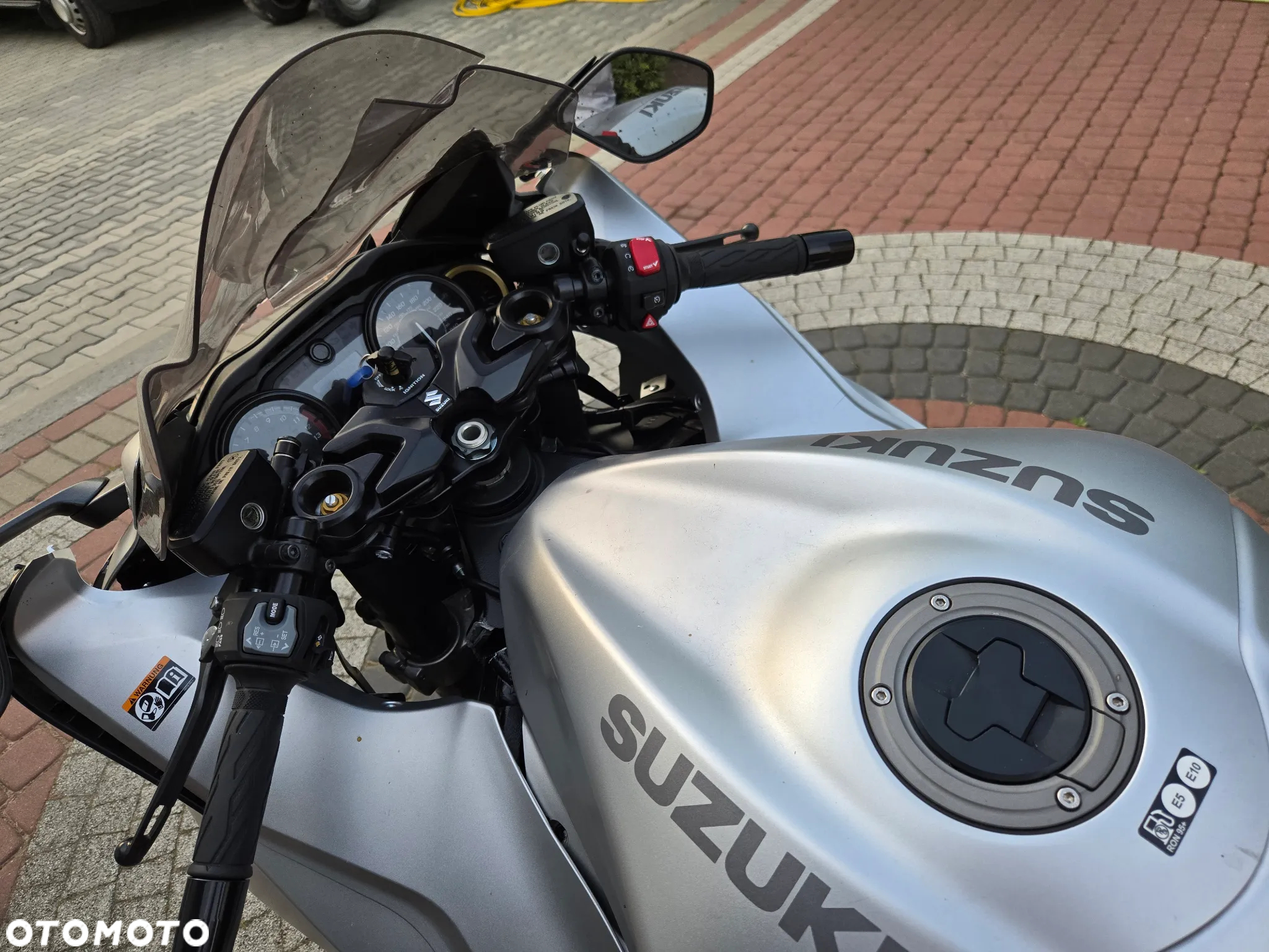 Suzuki Hayabusa - 10