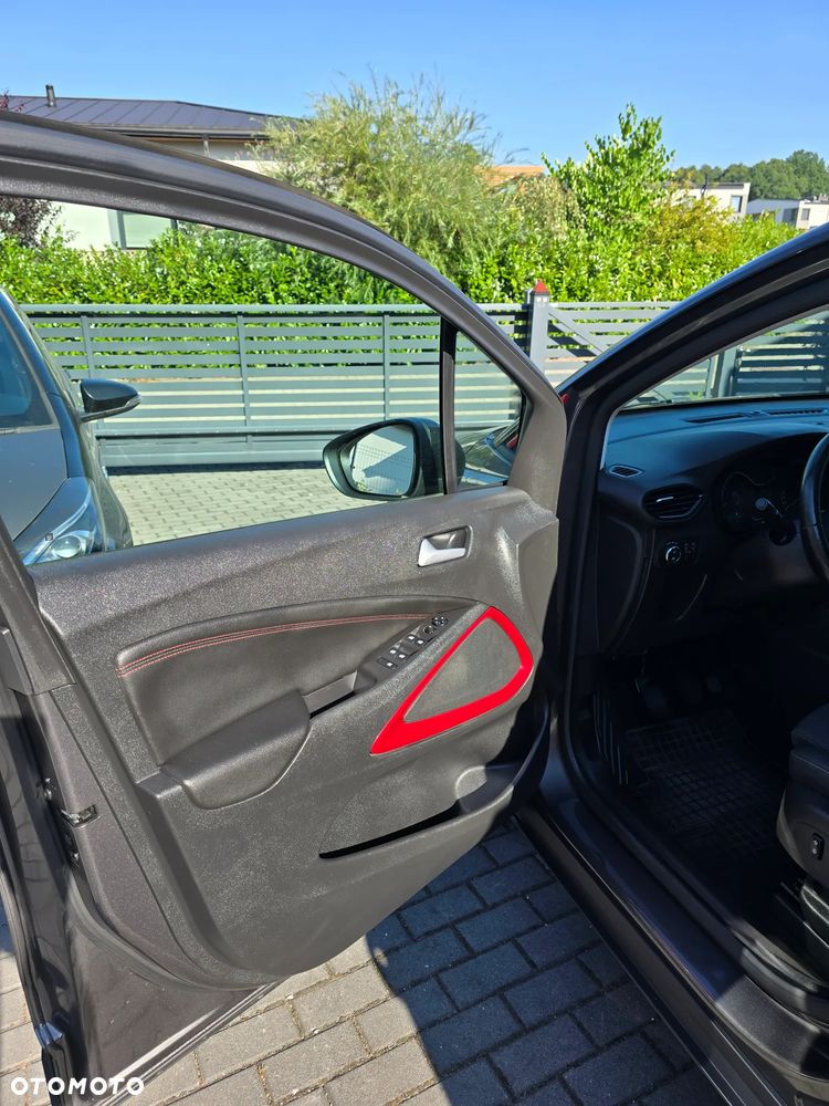 Opel Crossland 1.2 T GS Line - 4