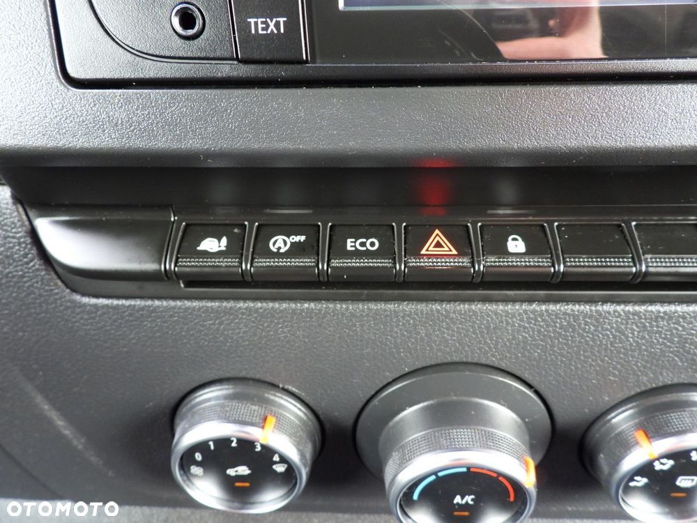 Renault MASTER PLANDEKA 10 PALET WEBASTO TEMPOMAT LEDY PNEUMATYKA KLIMATYZACJA  165KM - 31