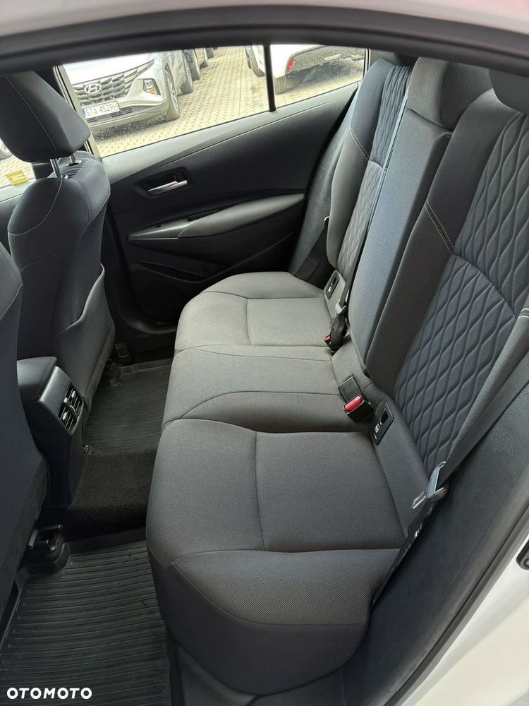 Toyota Corolla - 18